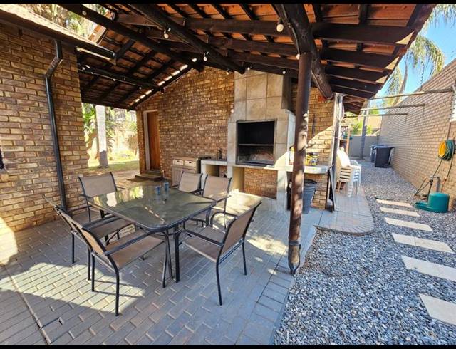 3 BEDROOM HOUSE FOR SALE IN MONTANA PARK